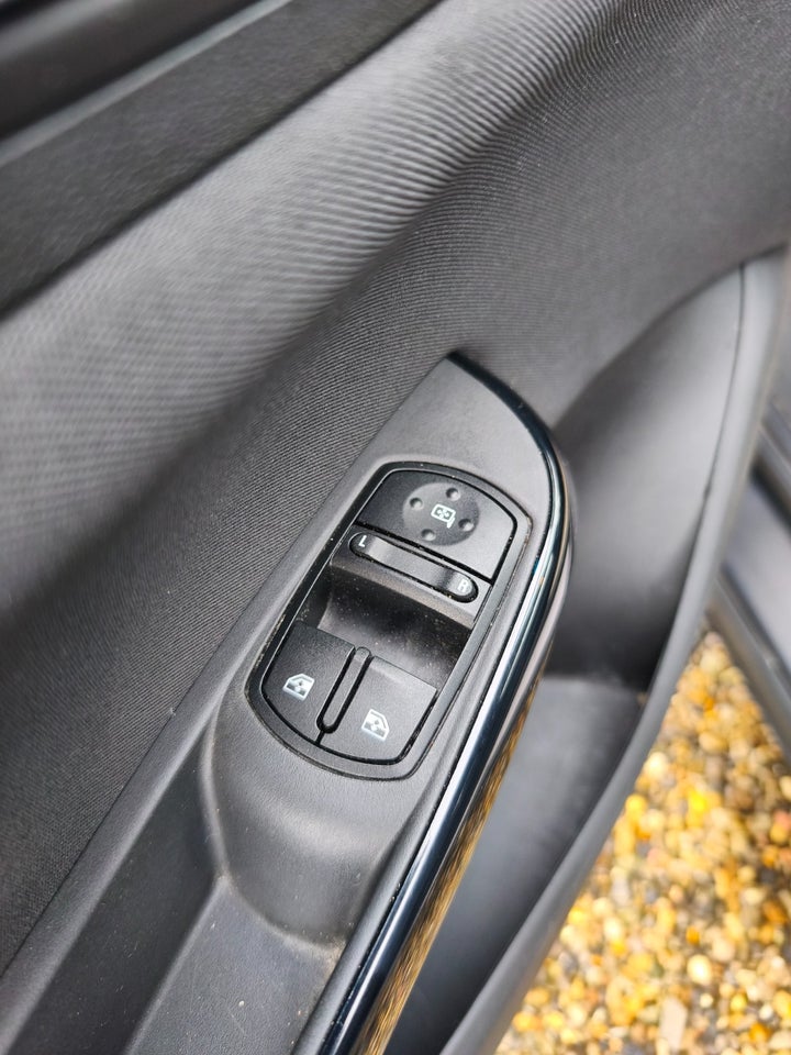 Opel Corsa 1,0 T 90 Enjoy 3d