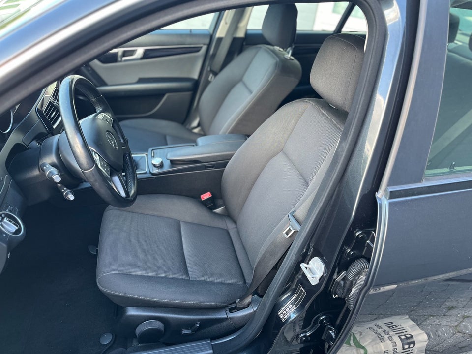 Mercedes C180 2,2 CDi BE 4d