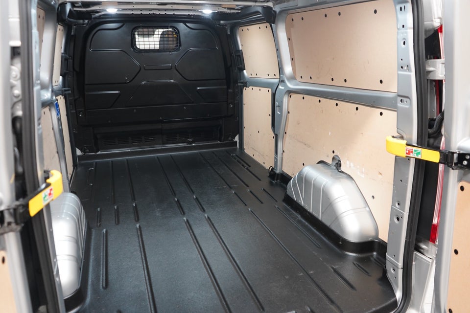 Ford Transit 350 L2 Van 2,0 TDCi 170 Limited aut. H2 FWD