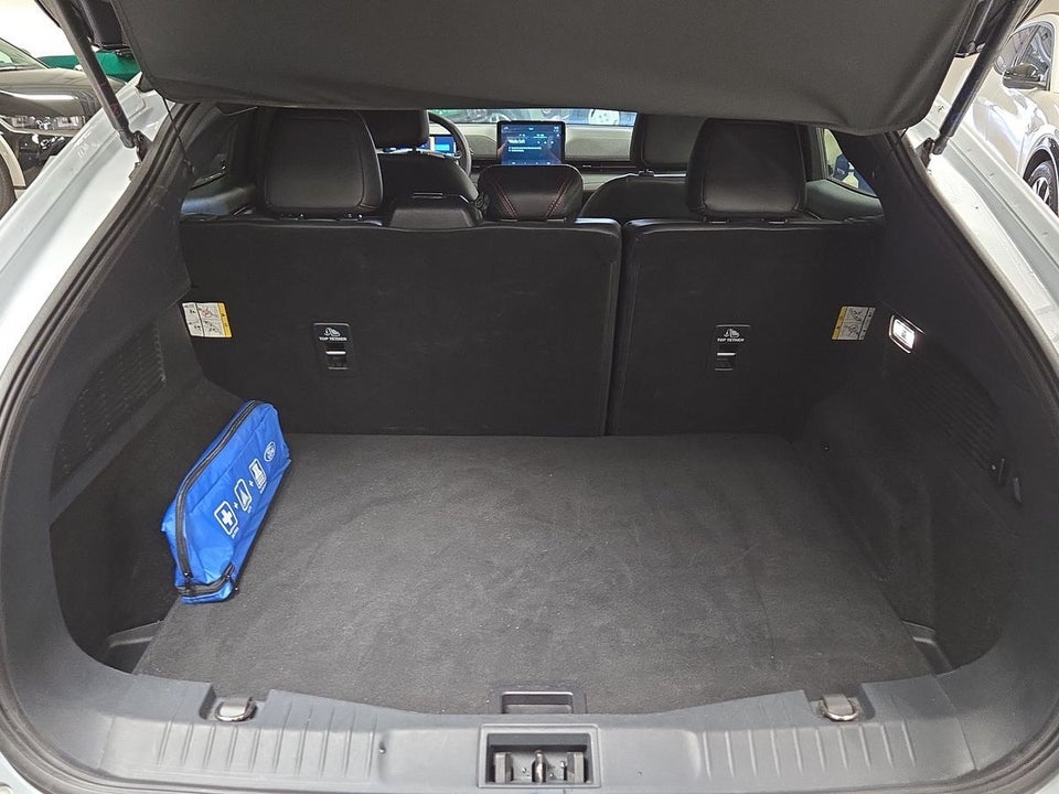 Ford Mustang Mach-E 98 Extended Range AWD 5d