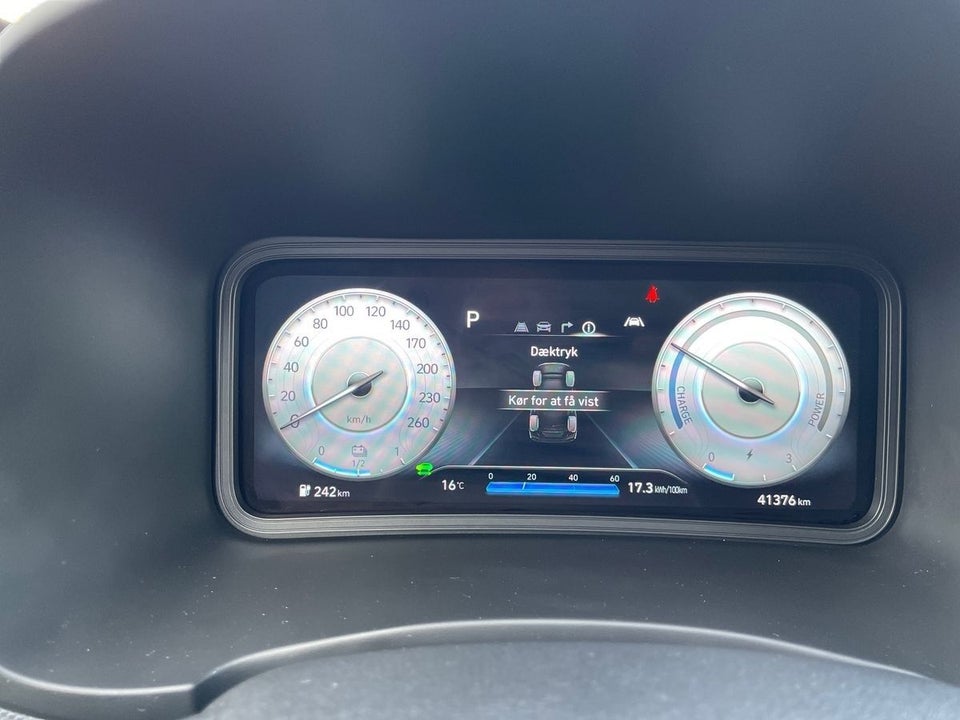 Hyundai Kona 64 EV Essential 5d
