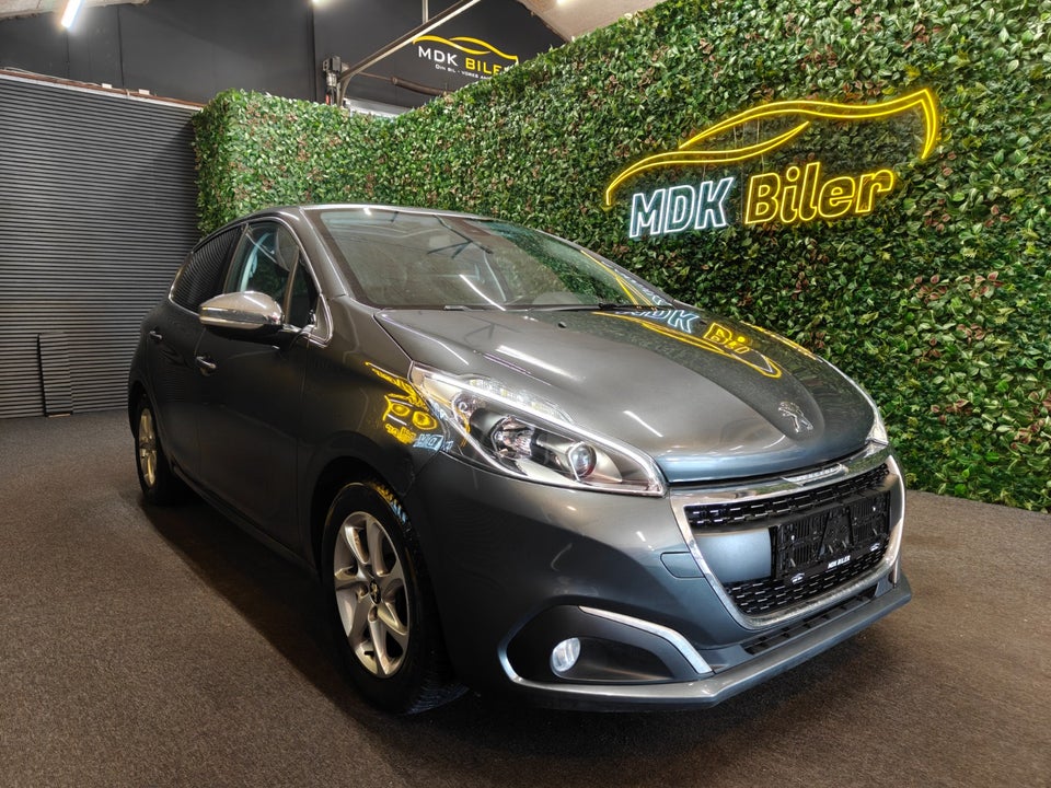 Peugeot 208 1,6 BlueHDi 100 Allure Sky 5d