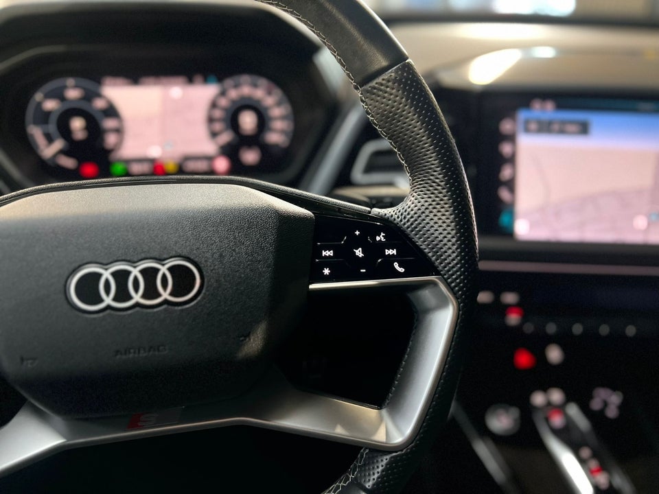 Audi Q4 e-tron 35 S-line 5d