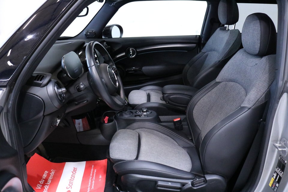 MINI Cooper SE Edition Premium Plus 3d