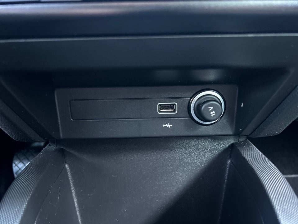 Skoda Fabia 1,0 MPi 60 Ambition Combi 5d