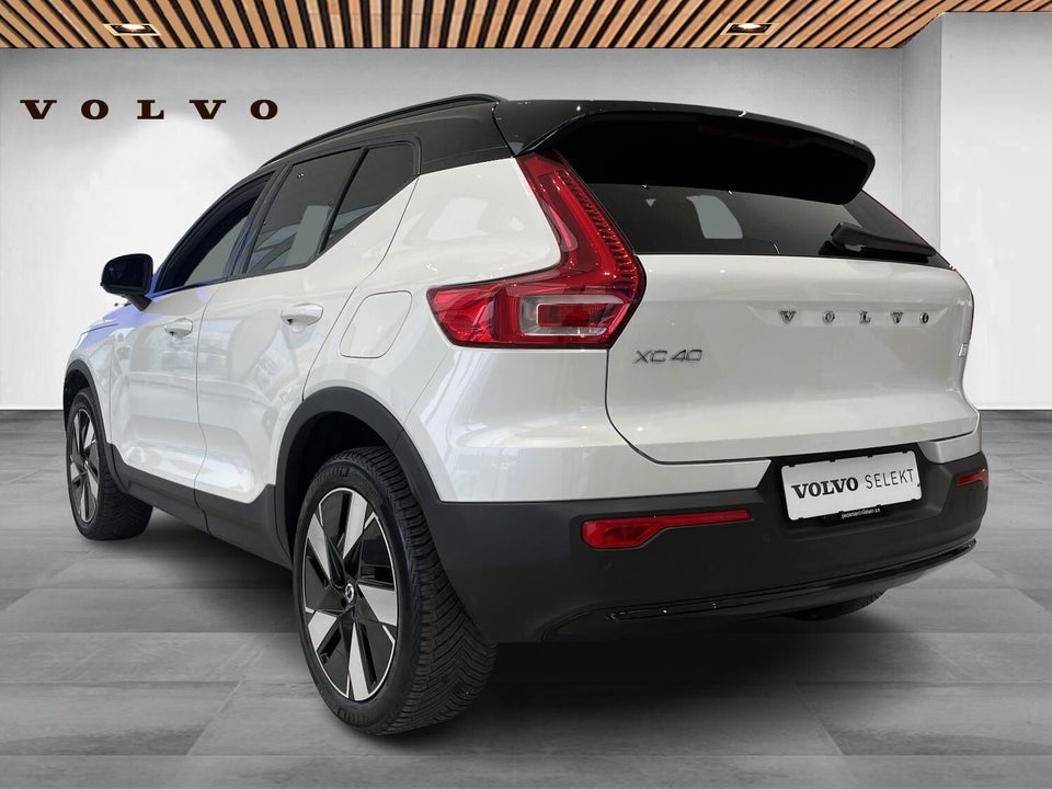 Volvo XC40 ReCharge Extended Range Plus 5d