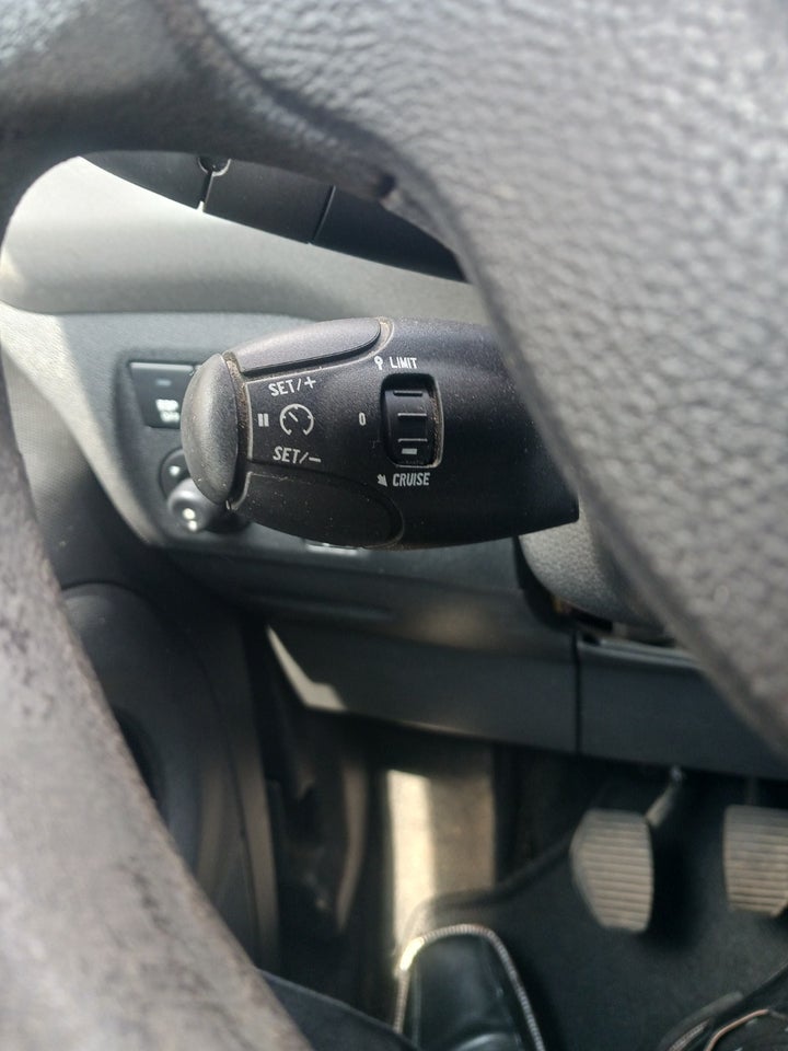 Peugeot Partner Tepee 1,6 HDi 75 Comfort+ 5d