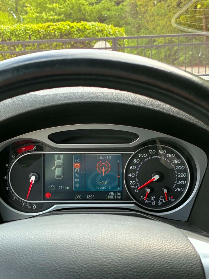 Ford Mondeo 2,5 20V Turbo Titanium 5d