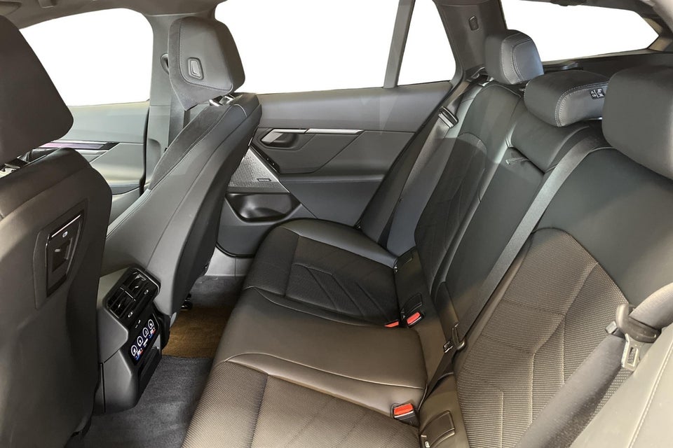 BMW i5 eDrive40 Touring Fully Charged 5d