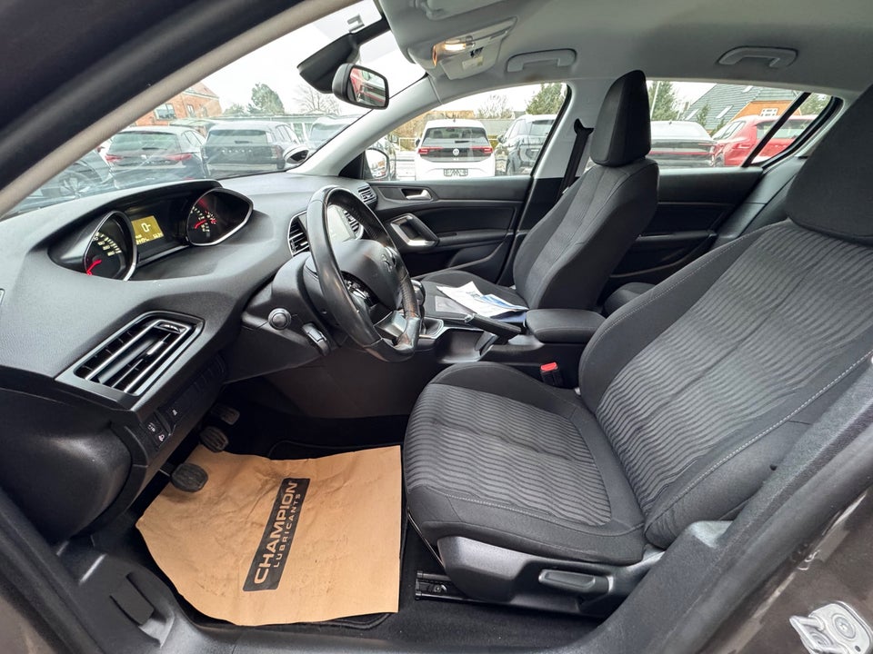 Peugeot 308 1,6 BlueHDi 100 Active 5d