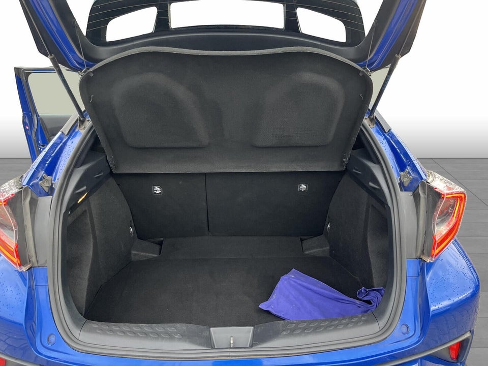 Toyota C-HR 1,8 Hybrid C-LUB CVT 5d