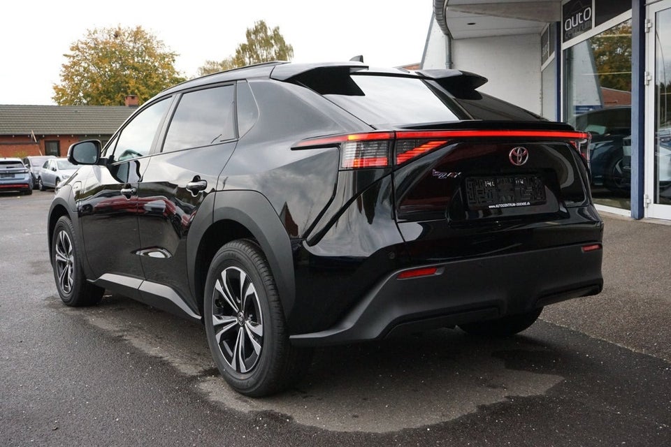 Toyota bZ4X Prestige 5d