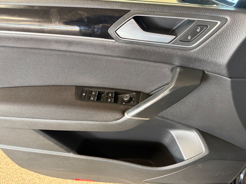 VW Touran 1,4 TSi 150 Highline DSG 7prs 5d