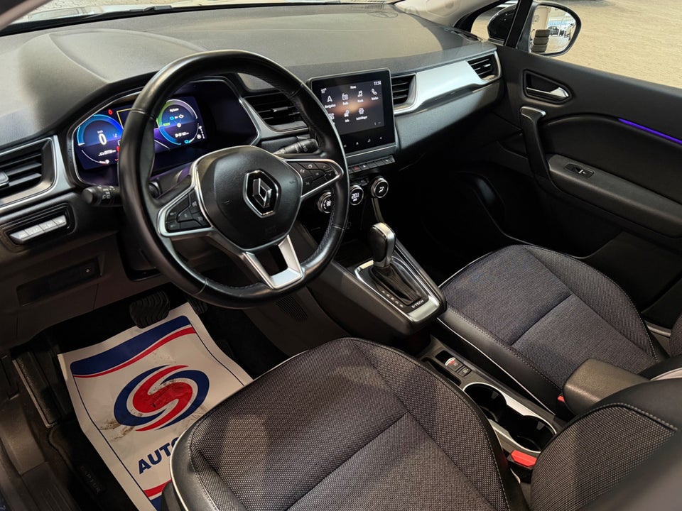 Renault Captur 1,6 E-Tech Intens 5d