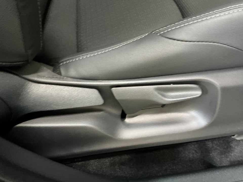 Toyota bZ4X Executive 5d