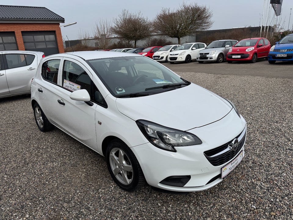 Opel Corsa 1,4 Essentia 5d