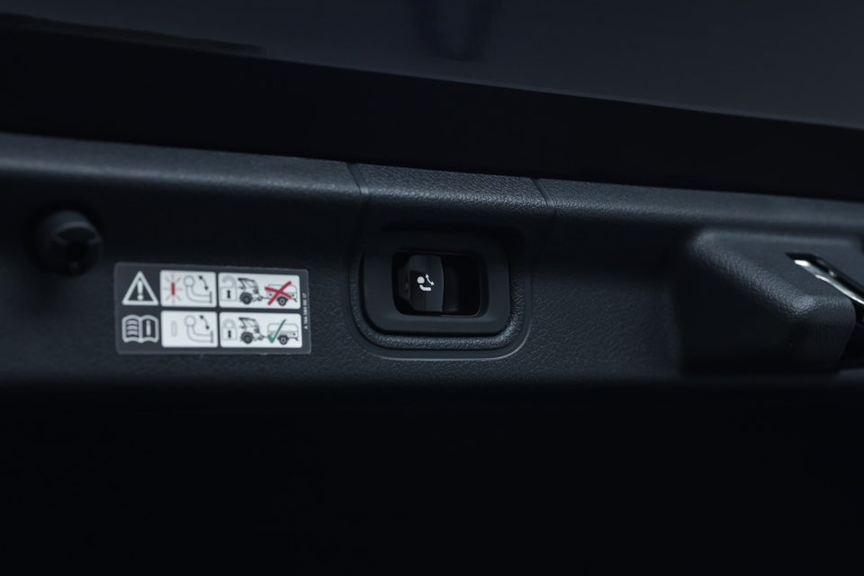 Mercedes EQE350+ AMG Line 4d