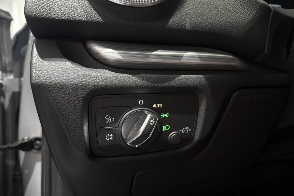 Audi A3 35 TFSi Limited plus Sportback S-tr. 5d