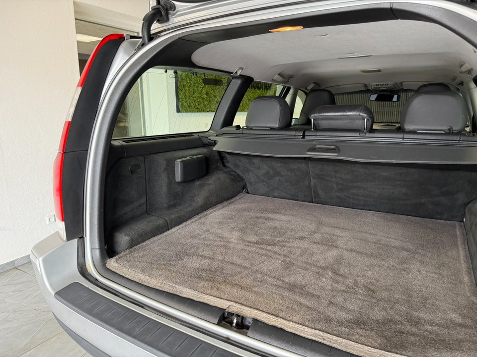 Volvo V70 2,4 D 130 Momentum aut. 5d