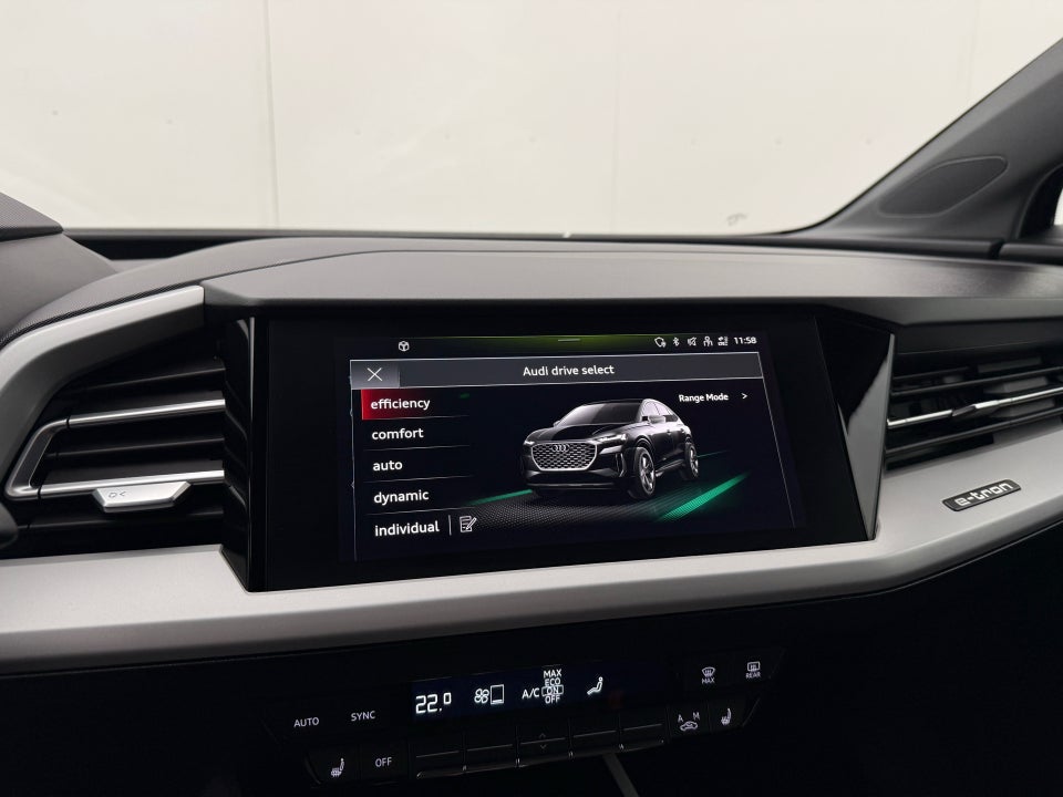 Audi Q4 e-tron 40 S-line Sportback 5d