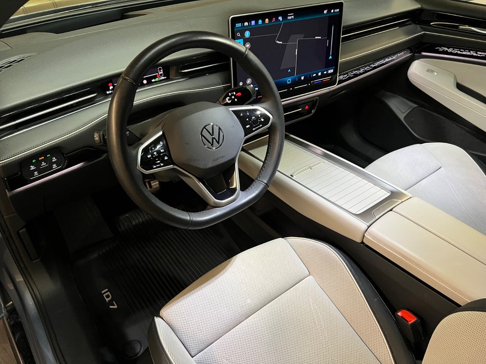 VW ID.7 86 Style S Tourer 5d