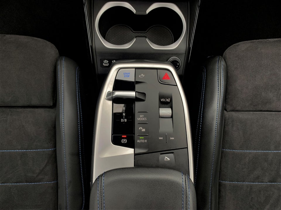 BMW iX2 eDrive20 M-Sport 5d