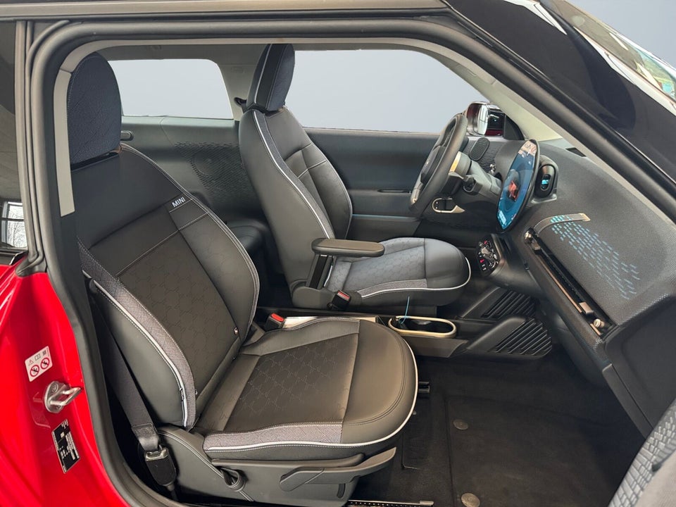 MINI Cooper E Classic Trim S 3d