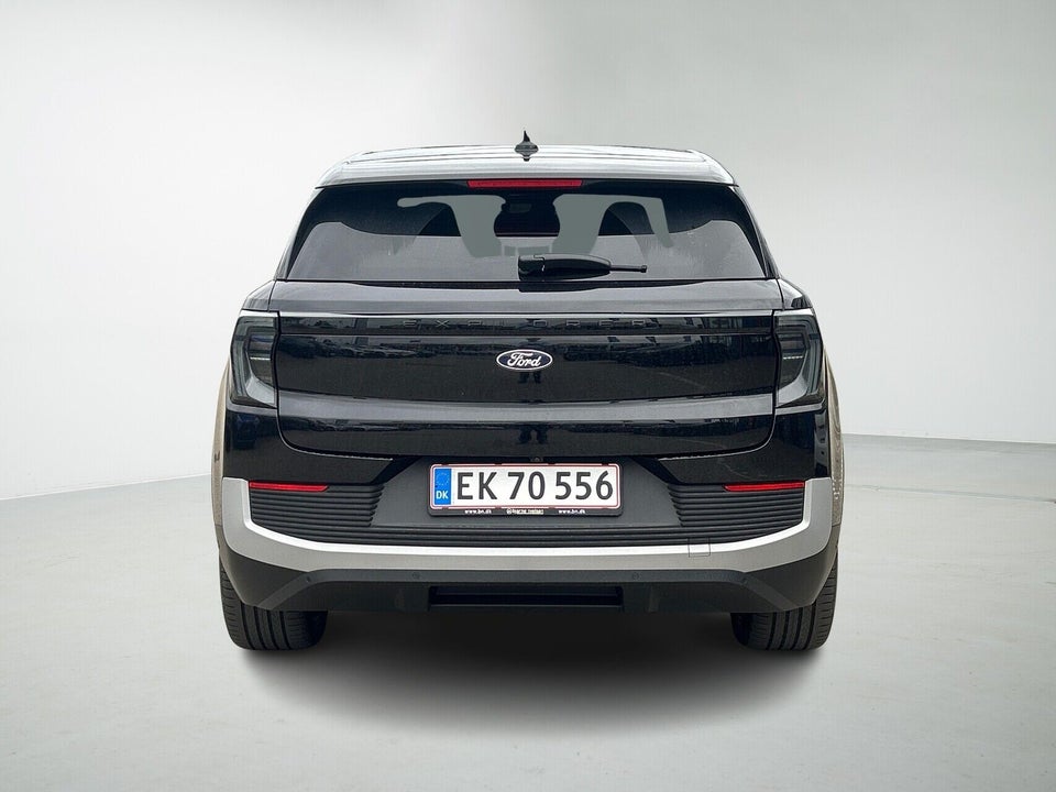 Ford Explorer 82 Premium Extended Range 5d