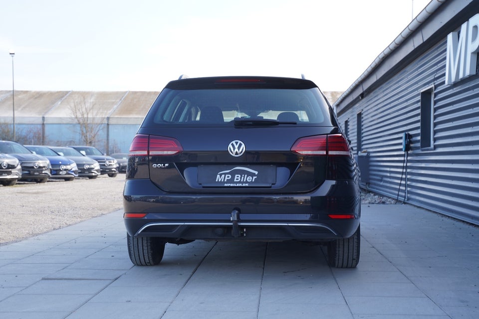 VW Golf VII 1,6 TDi 115 Comfortline Variant DSG 5d