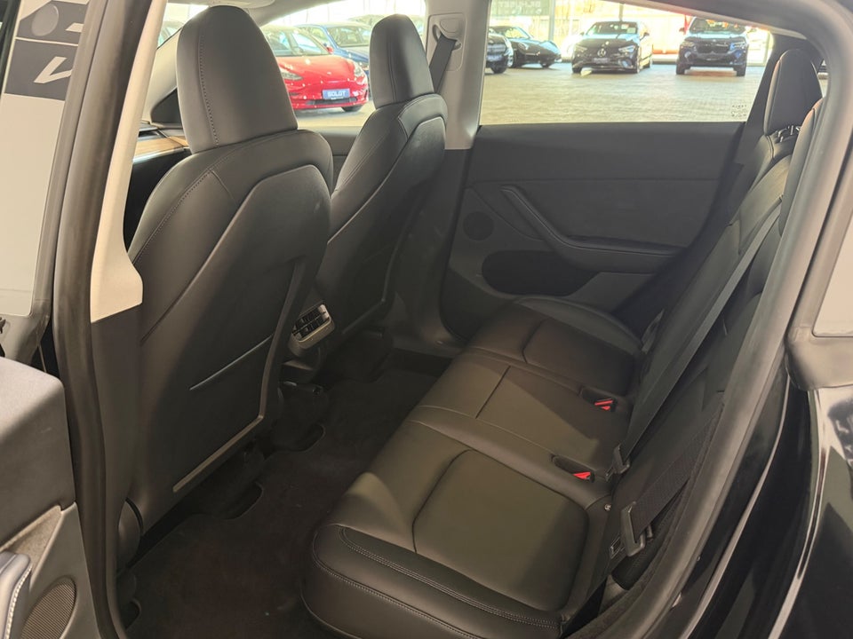 Tesla Model Y Long Range RWD 5d