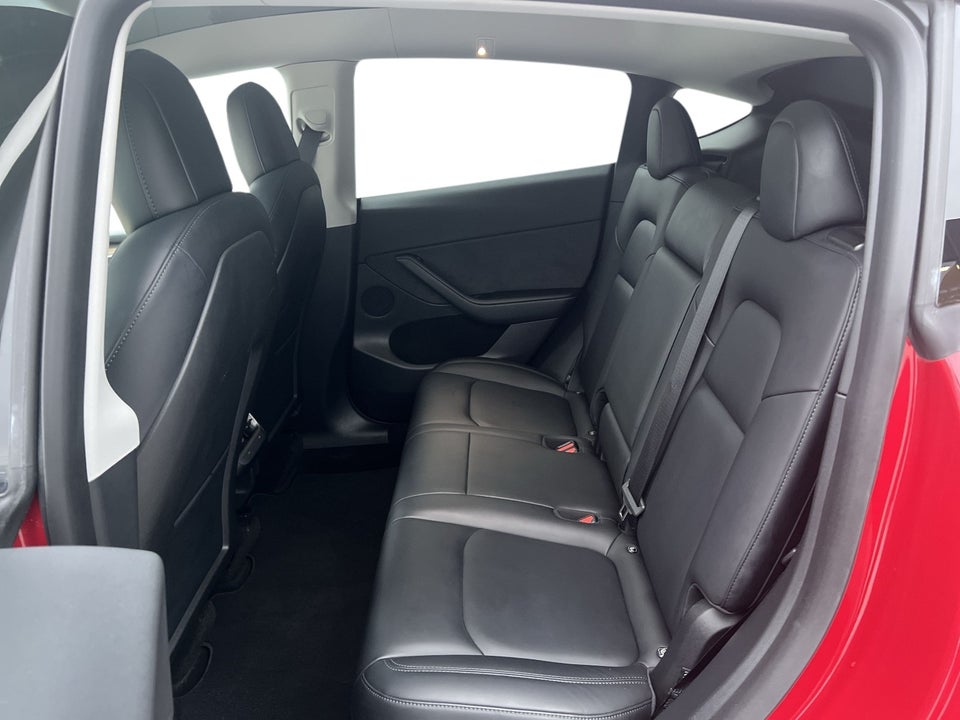 Tesla Model Y Long Range AWD 5d