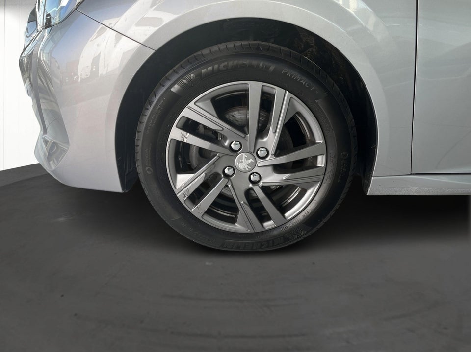 Peugeot 208 1,2 PureTech 100 Allure 5d