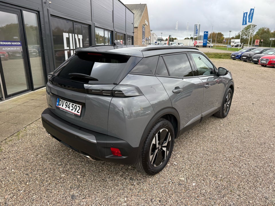 Peugeot 2008 1,2 PureTech 130 First Selection EAT8 5d