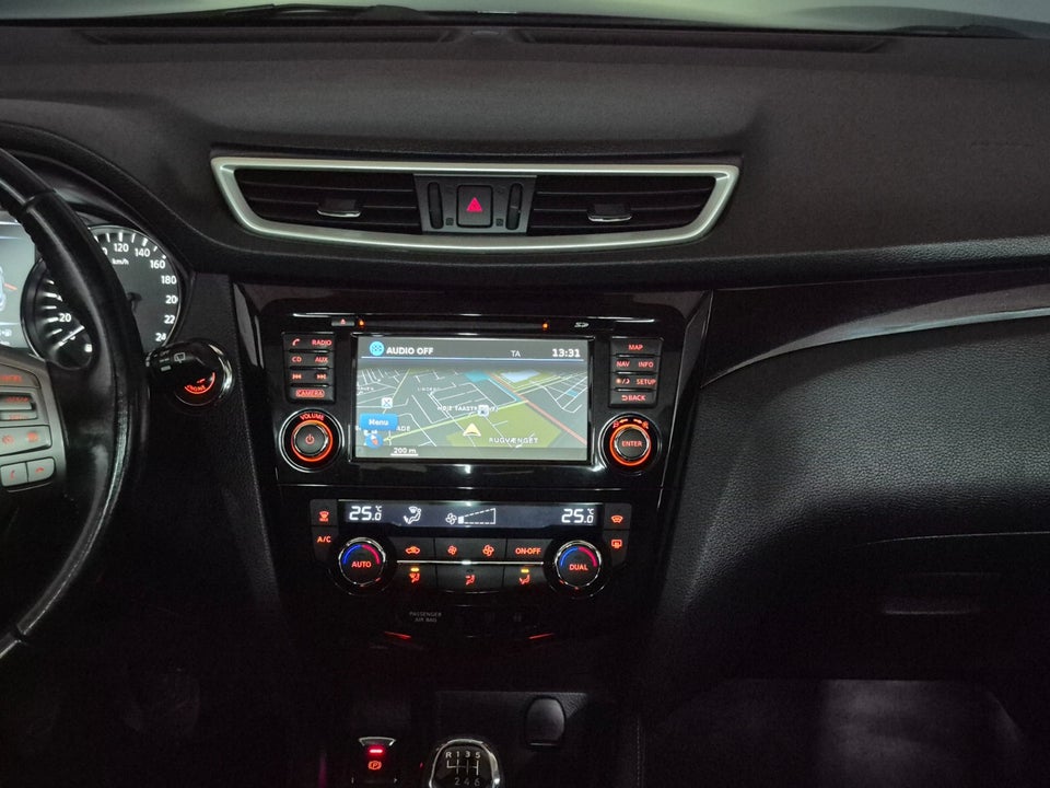 Nissan Qashqai 1,2 Dig-T 115 Tekna 5d