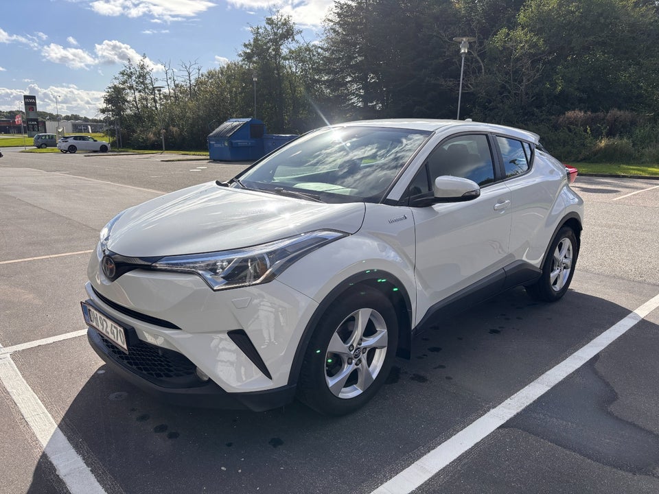 Toyota C-HR 1,8 Hybrid Limited CVT 5d