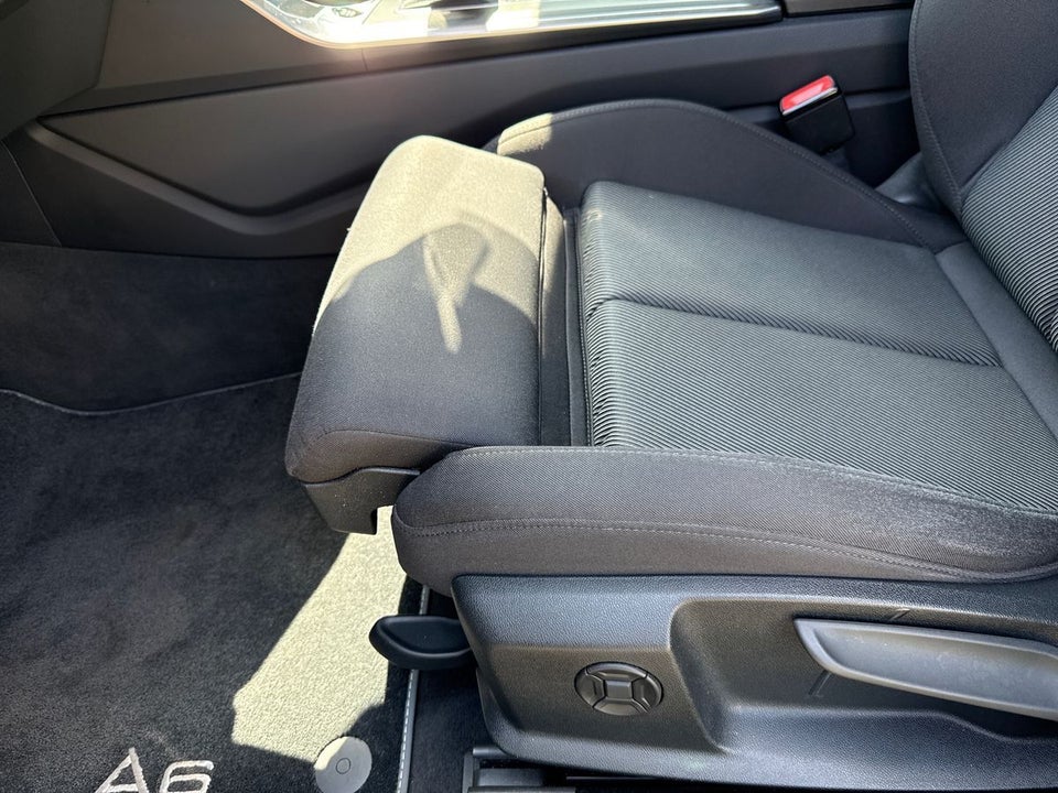 Audi A6 50 TFSi e Sport Prestige Avant quattro S-tr. 5d