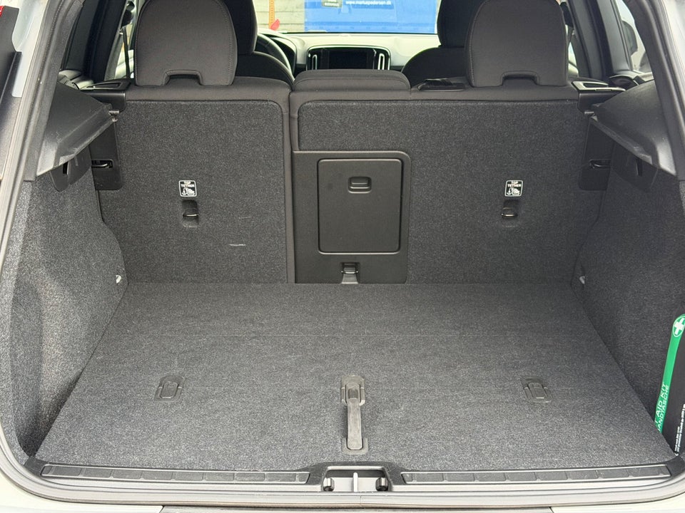 Volvo EX40 Extended Range Plus 5d