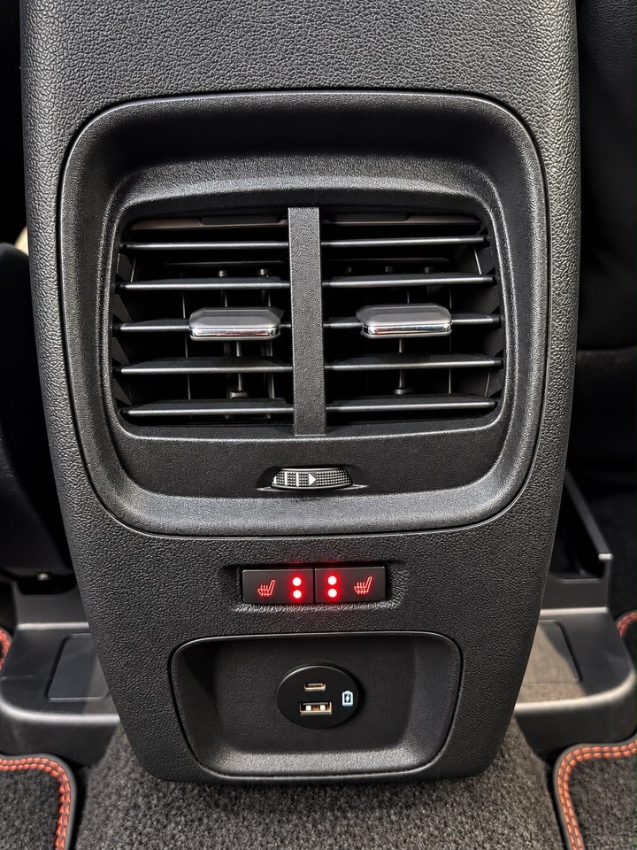 Ford Kuga 2,5 PHEV ST-Line X CVT 5d