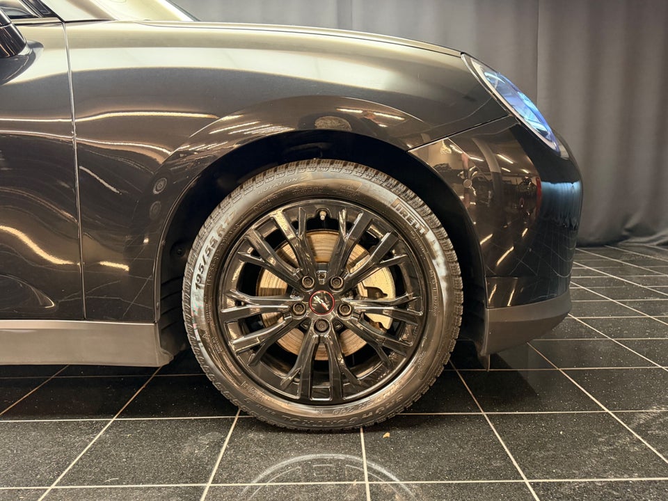 MINI Cooper SE Favoured Trim M 3d