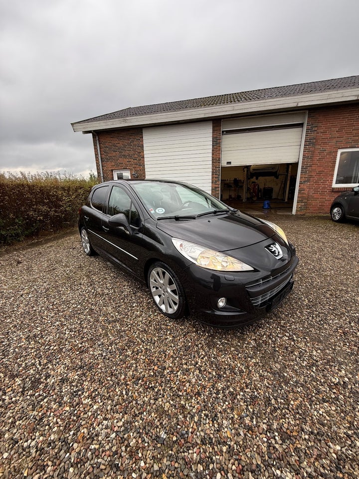 Peugeot 207 1,6 THP 156 Allure 5d
