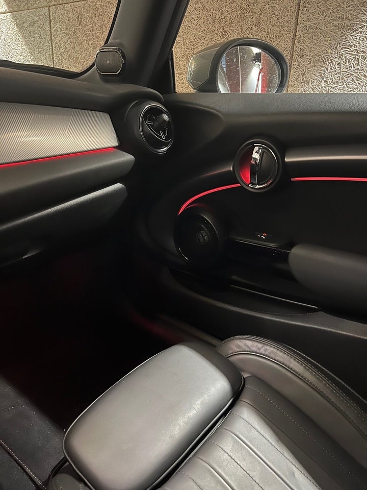 MINI Cooper SE Yours Trim 3d