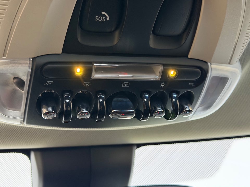 MINI Cooper SE Essential 3d