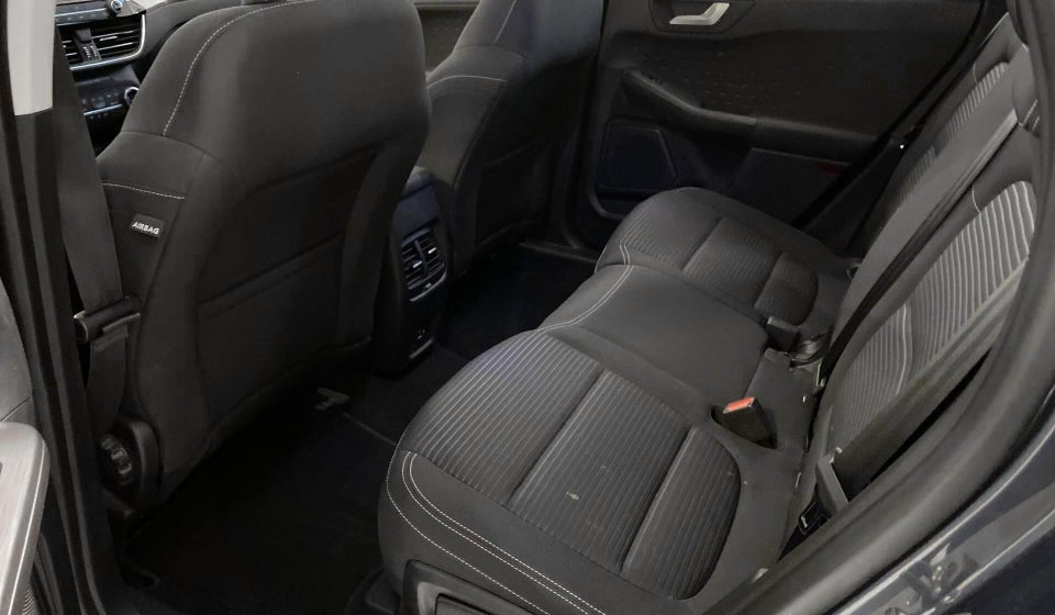 Ford Kuga 2,5 PHEV Titanium CVT 5d