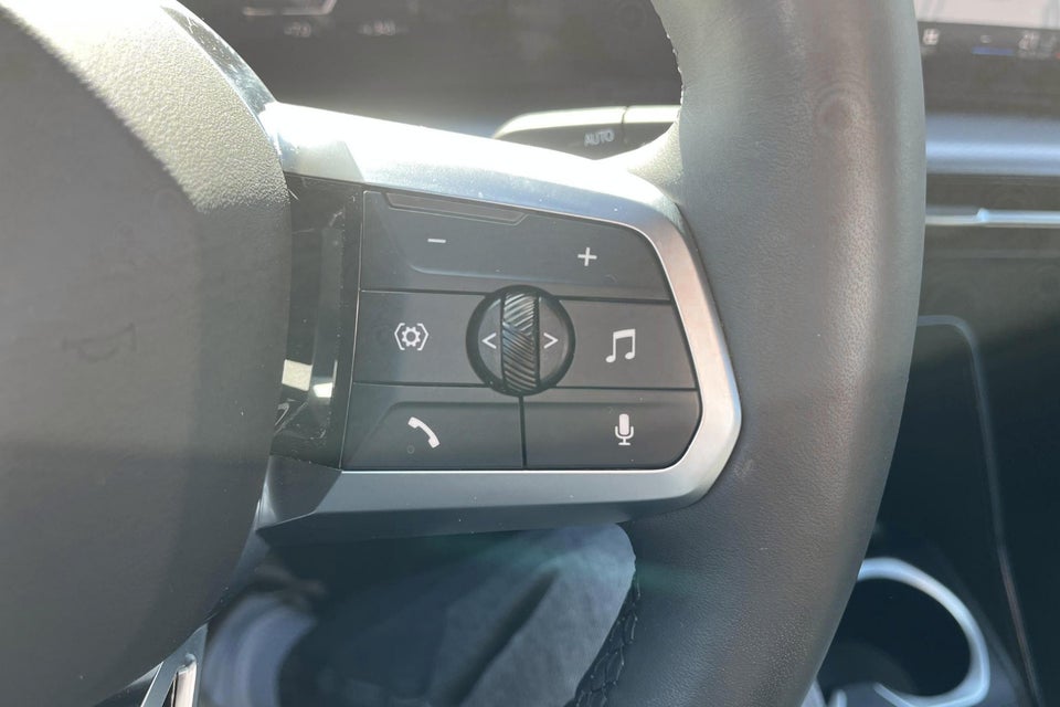 BMW iX1 eDrive20 M-Sport 5d