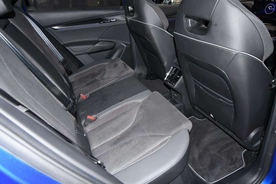 Skoda Enyaq 80 iV Sportline Maxx 5d