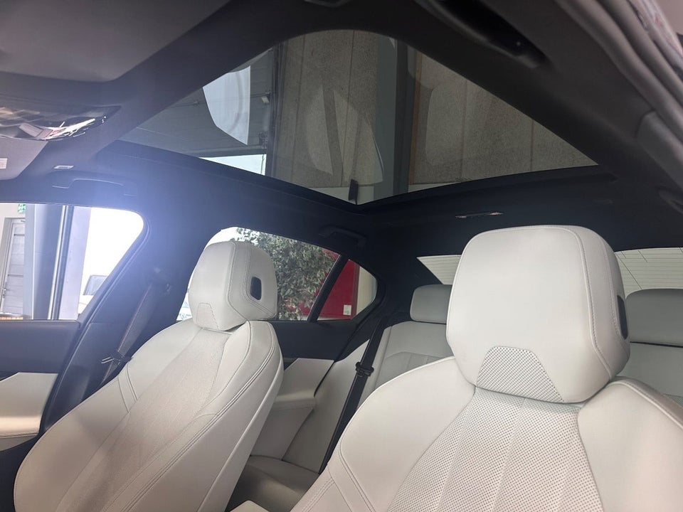 BMW i5 eDrive40 M-Sport Pro 4d