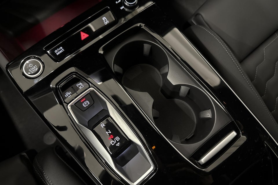 Audi A6 e-tron S-line performance Avant 5d