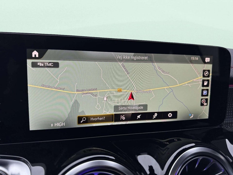 Mercedes EQB250 AMG Line 5d