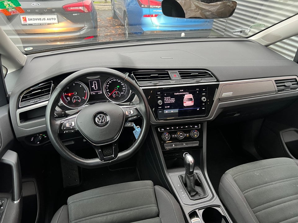 VW Touran 2,0 TDi 115 Comfortline DSG 7prs 5d