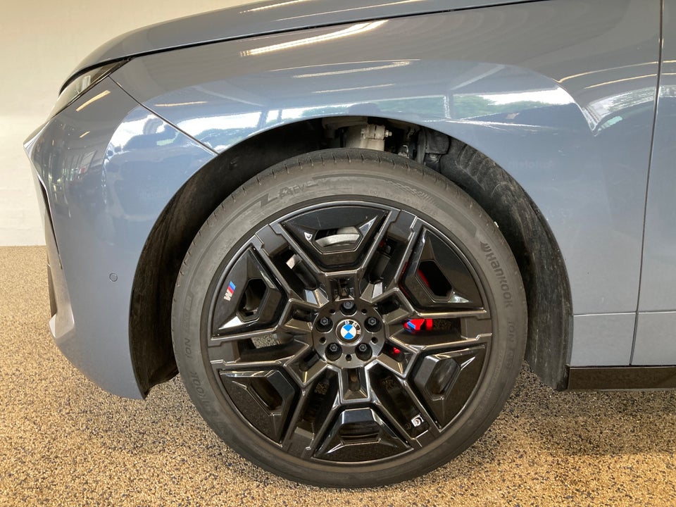 BMW iX xDrive60 M-Sport 5d